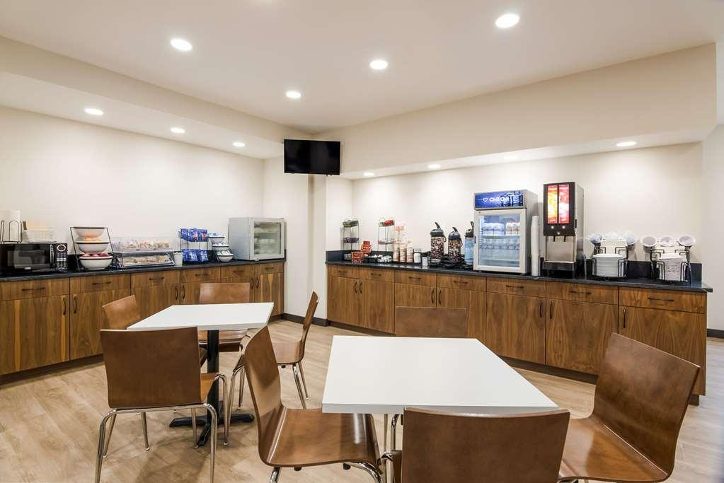 Clarion Pointe Hotel อาบิงดอน ภายนอก รูปภาพ